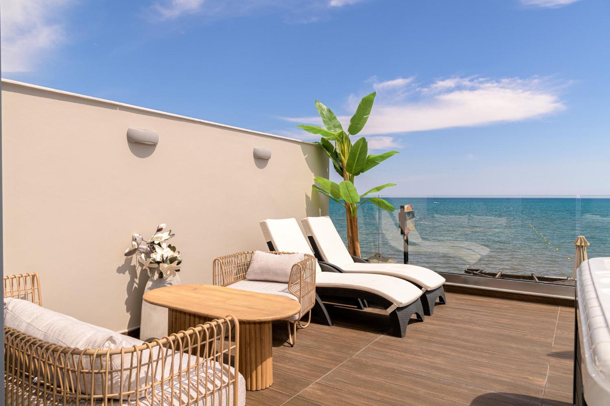 Apartmán Pearl Luxury Living Laganas Exteriér fotografie